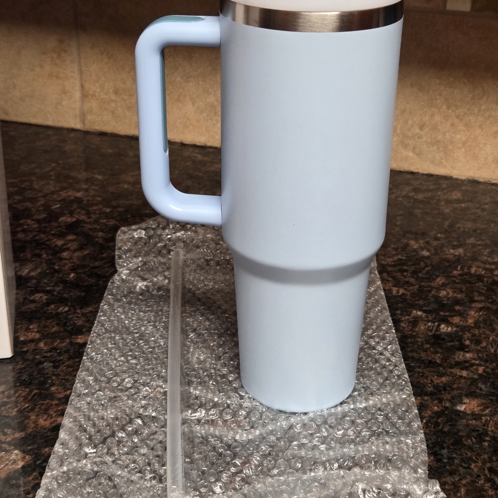 40 oz Insulated Tumbler with Handle & Straw – Light Blue